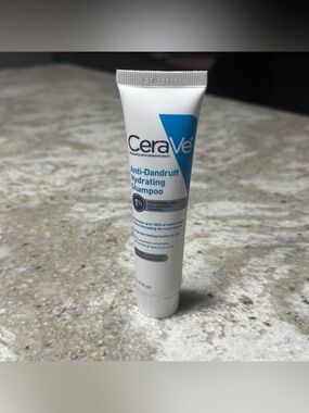 Mini CeraVe Anti-Dandruff Hydrating Shampoo